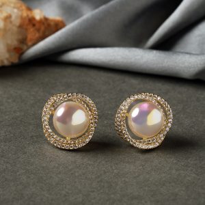 Megan Pearl Chromatic