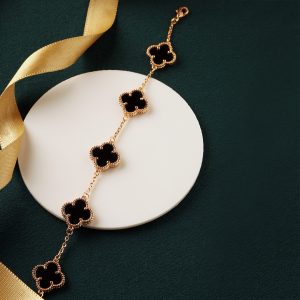 Black Clover-Bracelet