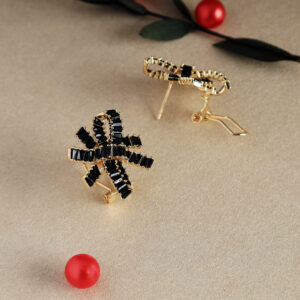 Umbra Star Earrings-Black
