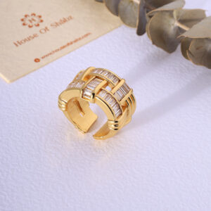 White Olivia Ring-Free Size